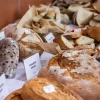 Országos jótékonysági akciót szervezett a Magyar Pékszövetség a Kenyér világnapján